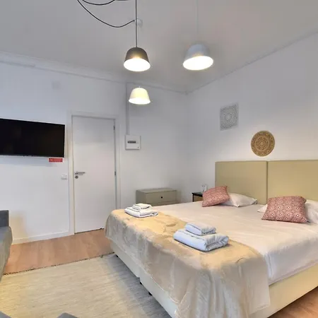 Old Town Gem By Atlantic Places